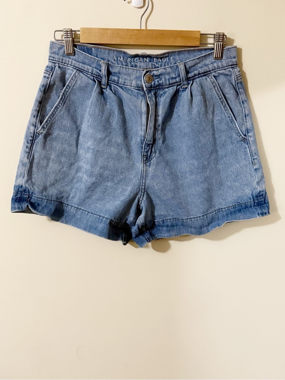 American Eagle Womens Mom Jean Shorts Size 6 Summer